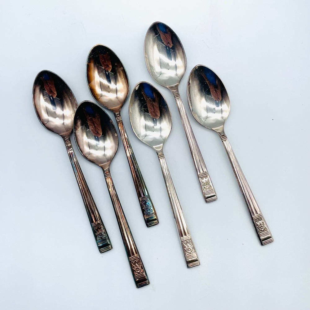 Turner & Co Spoons Pedigree Plate Silverplate Windsor Pattern Set of 6 5.25"